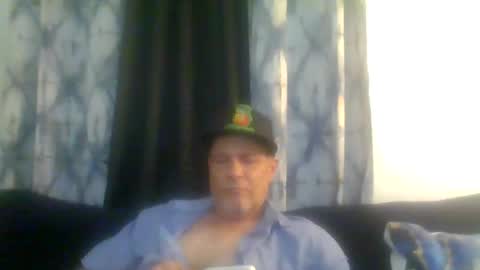 SUCKITU812 online show from February 2026 02:49:02 AM