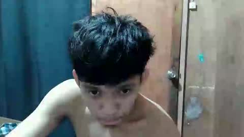 sucklevi18 online show from May 2026 02:46:02 PM