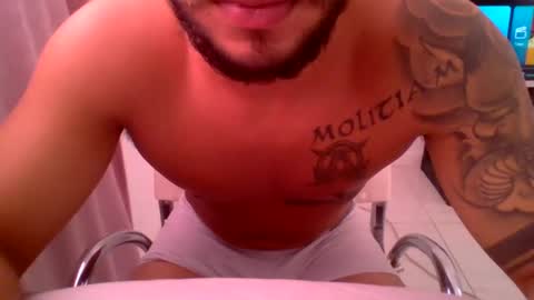 Snapshot of suetsemsay chatting on February 2025 05:16:02 PM suetsemsay online show from February 2025 05:16:02 PM