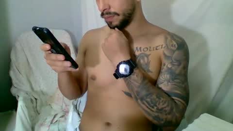 Snapshot of suetsemsay chatting on November 2025 04:00:01 AM suetsemsay online show from November 2025 04:00:01 AM