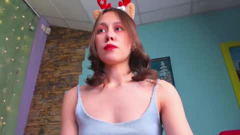 Snapshot of sugar_blond chatting on December 2024 04:59:02 AM sugar blond online show from December 2024 04:59:02 AM