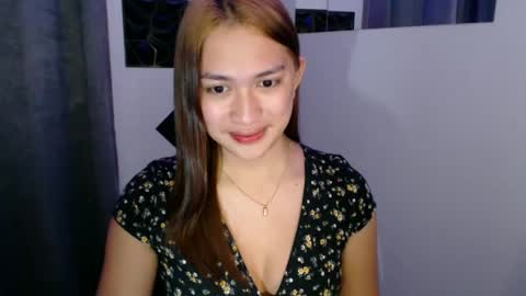 Snapshot of sugar_chloe17 chatting on January 2025 06:44:01 PM sugar_chloe17 online show from January 2025 06:44:01 PM