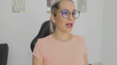 Snapshot of sugar_milff chatting on September 2025 01:22:01 PM sugar_milff online show from September 2025 01:22:01 PM