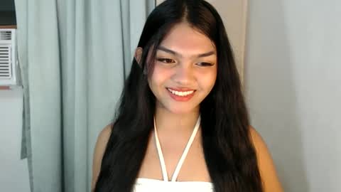 Snapshot of sugar_n_spicex chatting on February 2026 04:33:01 PM trisha online show from February 2026 04:33:01 PM
