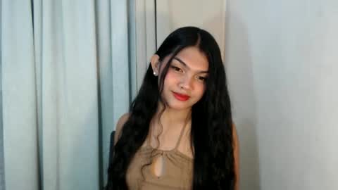 Snapshot of sugar_n_spicex chatting on February 2026 04:43:02 PM trisha online show from February 2026 04:43:02 PM