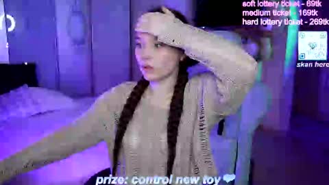 Rikki online show from October 2025 05:57:02 PM