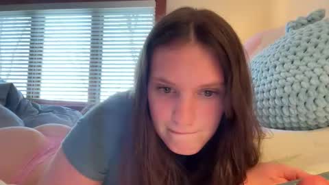 sugarbaeJ online show from March 2026 07:30:01 PM