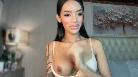 Snapshot of sugarhoneysw8 chatting on January 2026 08:22:01 PM Jess online show from January 2026 08:22:01 PM