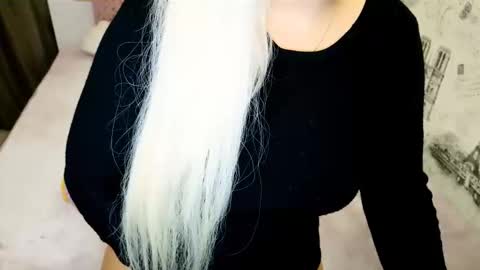 sugarkissx online show from October 2025 05:53:01 PM