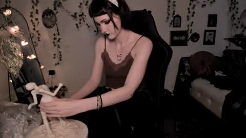 Ella online show from July 2026 05:38:02 AM