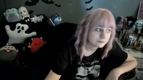 Sugary online show from December 2025 05:15:02 AM