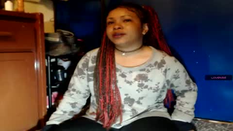 suggabrown_ online show from July 2026 08:32:02 AM
