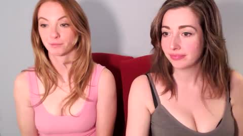 Snapshot of suggestivebehavior chatting on January 2025 01:24:01 AM Mia online show from January 2025 01:24:01 AM