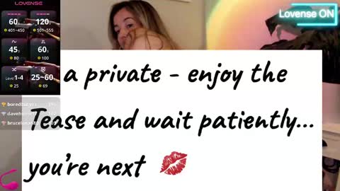 Snapshot of suggestivebehavior chatting on September 2025 01:32:02 AM Mia online show from September 2025 01:32:02 AM