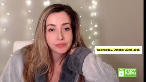 Snapshot of suggestivebehavior chatting on October 2025 01:27:02 AM Mia online show from October 2025 01:27:02 AM