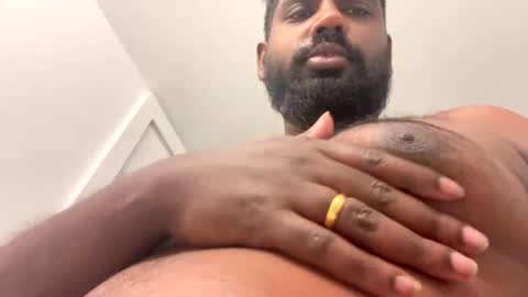 Let me be your knight that saves you online show from November 2025 02:28:02 PM