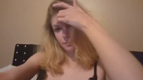 Ophelia online show from November 2025 10:31:01 PM