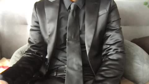 Snapshot of suitfetishez chatting on February 2026 06:27:01 PM suitfetishez online show from February 2026 06:27:01 PM