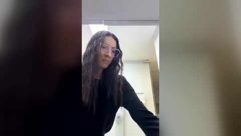 suly online show from June 2026 04:05:01 PM