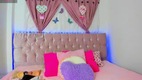 summer_girls01 online show from July 2026 01:55:02 AM