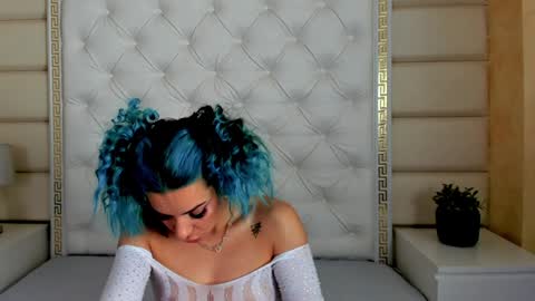 Snapshot of summer_quinn_ chatting on December 2024 06:02:02 AM Deea online show from December 2024 06:02:02 AM