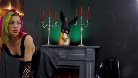 Snapshot of summer_quinn_ chatting on January 2025 09:17:01 PM Deea online show from January 2025 09:17:01 PM