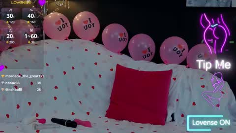 Snapshot of summer_quinn_ chatting on February 2025 12:14:02 PM Deea online show from February 2025 12:14:02 PM