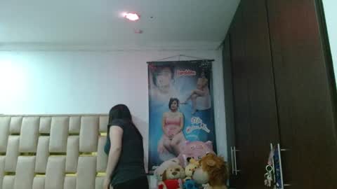 Jeraldine online show from May 2026 11:33:01 PM