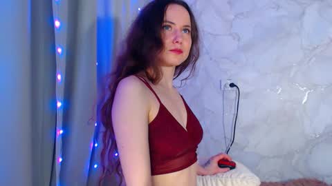 Snapshot of sunloveandwe chatting on November 2025 04:31:02 PM Mistress Eve online show from November 2025 04:31:02 PM