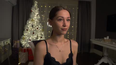 Snapshot of sunnblissett chatting on January 2025 03:18:01 PM Kate online show from January 2025 03:18:01 PM