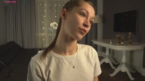 Snapshot of sunnblissett chatting on February 2025 02:48:02 PM Kate online show from February 2025 02:48:02 PM