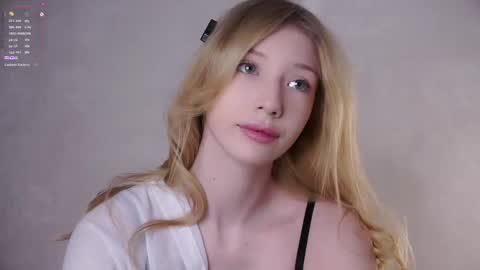 Lily online show from May 2026 02:45:01 PM