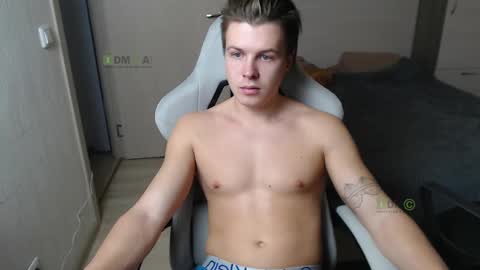 Alice and Sergey online show from March 2025 02:04:02 PM