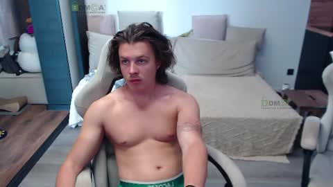 Alice and Sergey online show from June 2026 07:06:02 AM