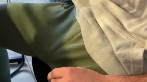 sunny4days online show from December 2025 07:30:02 PM