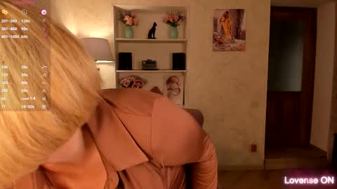 Snapshot of sunny_katty chatting on December 2025 08:56:02 AM Sunny Katty online show from December 2025 08:56:02 AM