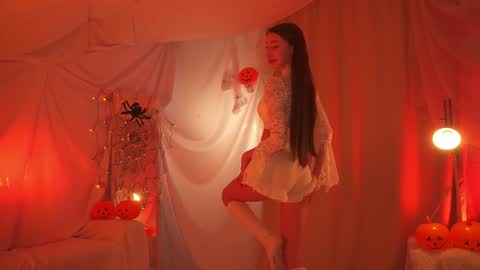 Maria online show from October 2025 08:49:02 PM