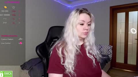 Snapshot of sunny_mood chatting on January 2025 06:51:02 PM sunny mood online show from January 2025 06:51:02 PM