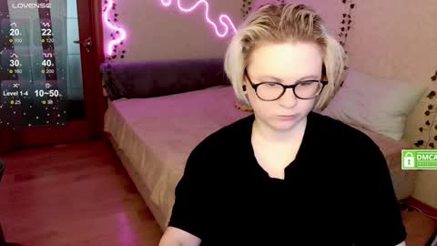 Snapshot of sunny_mood chatting on January 2025 09:44:02 AM sunny mood online show from January 2025 09:44:02 AM