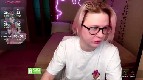 Snapshot of sunny_mood chatting on February 2025 07:09:01 AM sunny mood online show from February 2025 07:09:01 AM