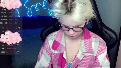 Snapshot of sunny_mood chatting on December 2025 11:04:01 AM sunny mood online show from December 2025 11:04:01 AM