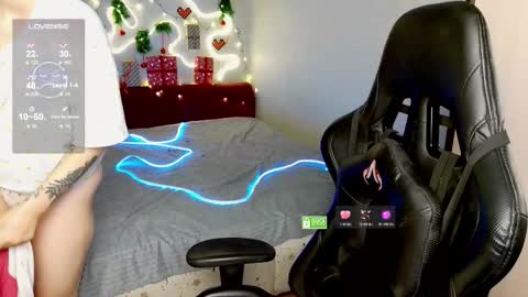 sunny mood online show from December 2025 09:46:02 AM