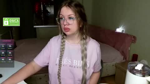 Snapshot of sunny_mood chatting on February 2026 07:56:01 AM sunny mood online show from February 2026 07:56:01 AM