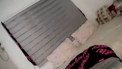 sunny_sexie online show from July 2026 09:11:02 AM
