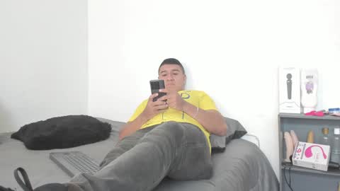 Snapshot of sunnyandevan chatting on January 2025 08:32:02 PM Christian Vanessa online show from January 2025 08:32:02 PM