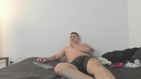 Snapshot of sunnyandevan chatting on January 2025 09:55:02 PM Christian Vanessa online show from January 2025 09:55:02 PM