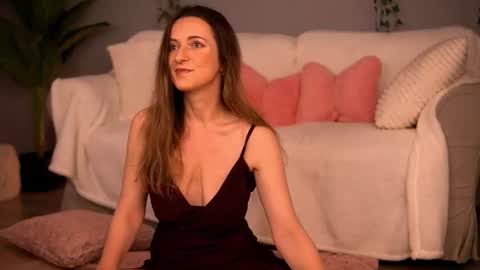 Sunny Faye online show from June 2026 07:47:01 PM