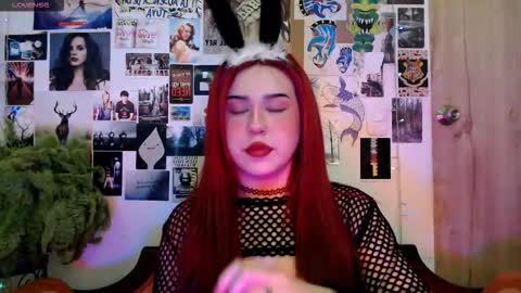 Snapshot of sunnyhottt chatting on November 2025 10:09:02 PM Maria online show from November 2025 10:09:02 PM