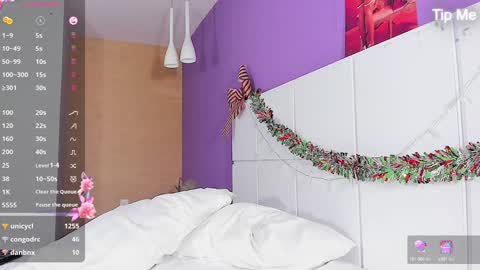      online show from February 2025 03:06:01 PM