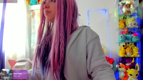 Snapshot of sunofureku_melody chatting on January 2025 08:25:02 PM RAVENCLAU GIRL online show from January 2025 08:25:02 PM